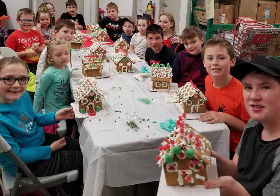 Gingerbread-House-Party-2018-002